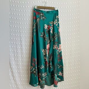 NWT Lulu’s Superbly Stunning Emerald Green Floral Print Satin Maxi Skirt Sz S